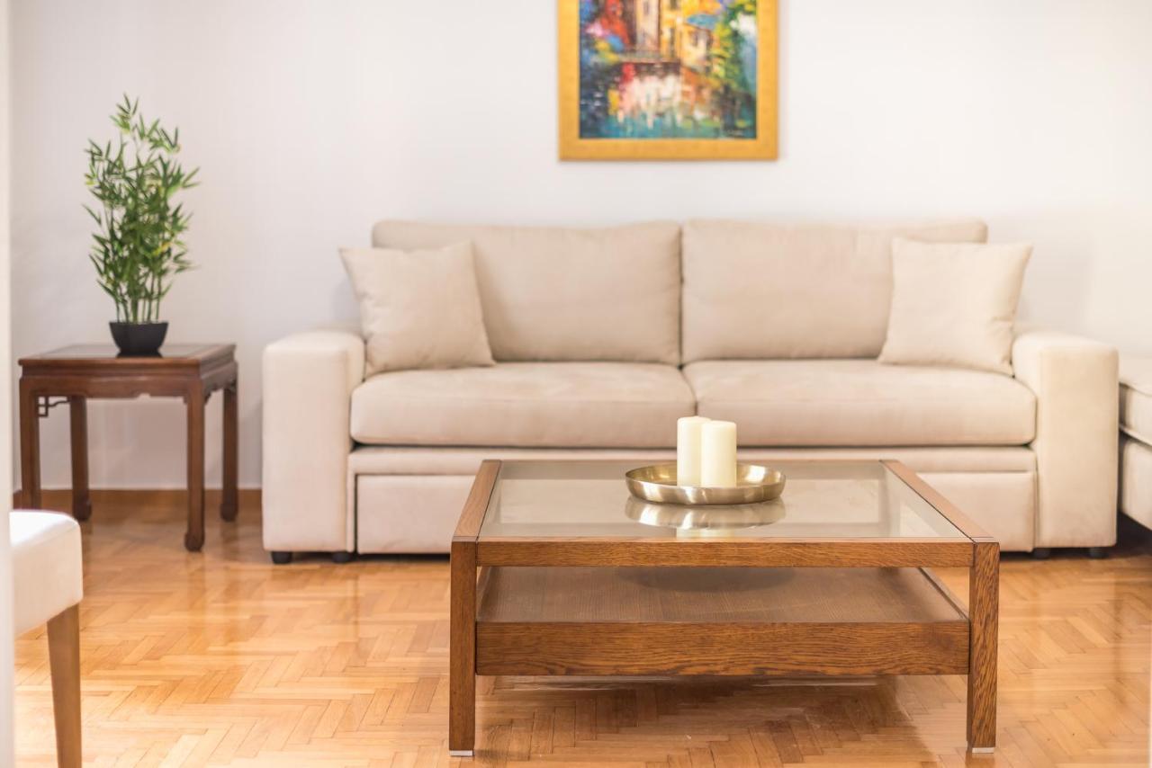 Victoria Best Apartments Атина Екстериор снимка