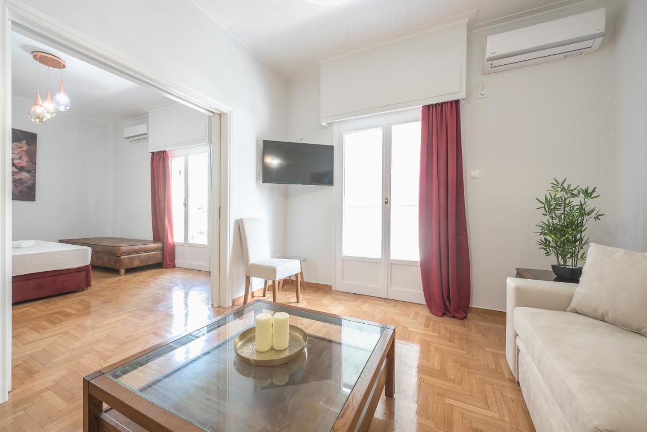 Victoria Best Apartments Атина Екстериор снимка