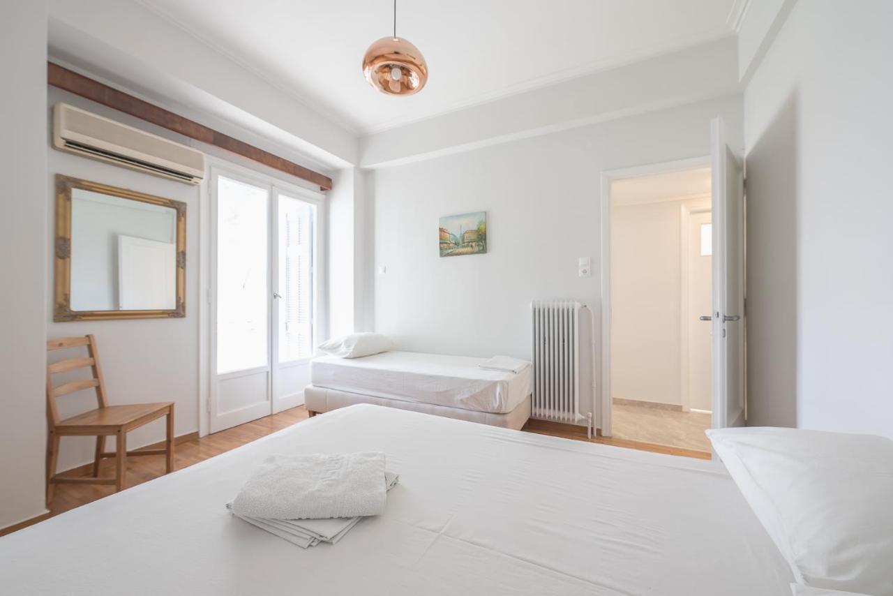 Victoria Best Apartments Атина Екстериор снимка
