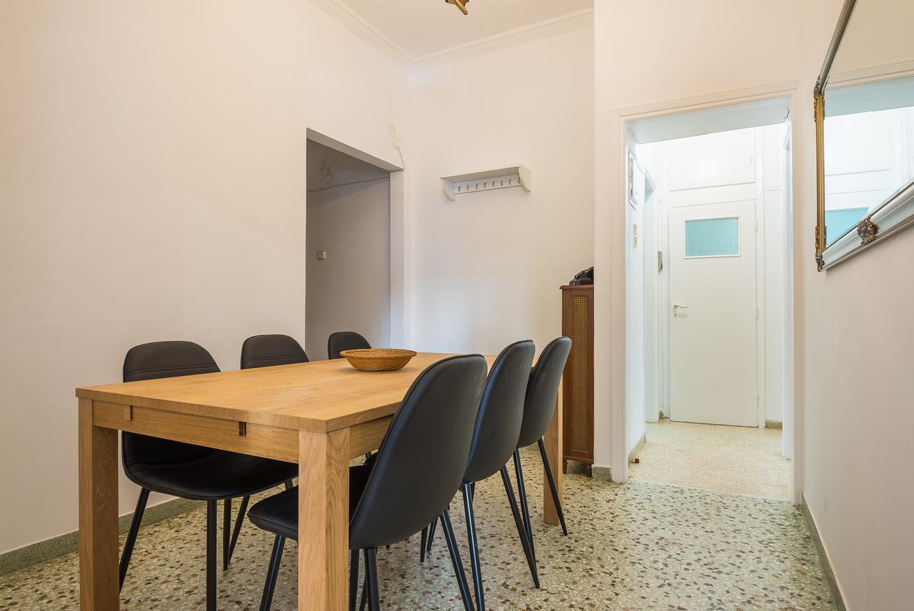 Victoria Best Apartments Атина Екстериор снимка